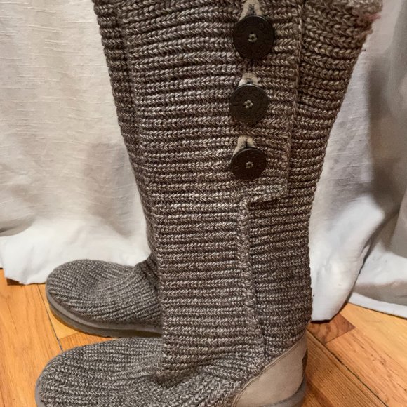 UGG Sweater Boots - Picture 2 of 4